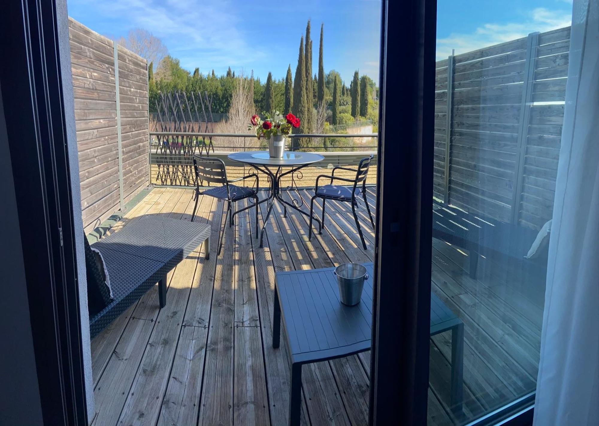 Les Terrasses D'Aix - Studio Avec Grande Terrasse Privee Eguilles Exterior photo